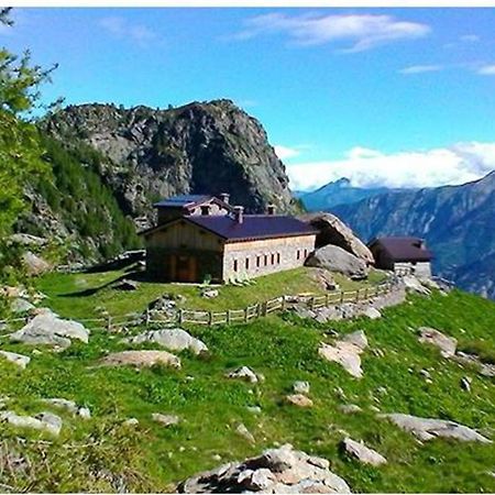 Rifugio Alpe Bonze Villa Donnaz ภายนอก รูปภาพ
