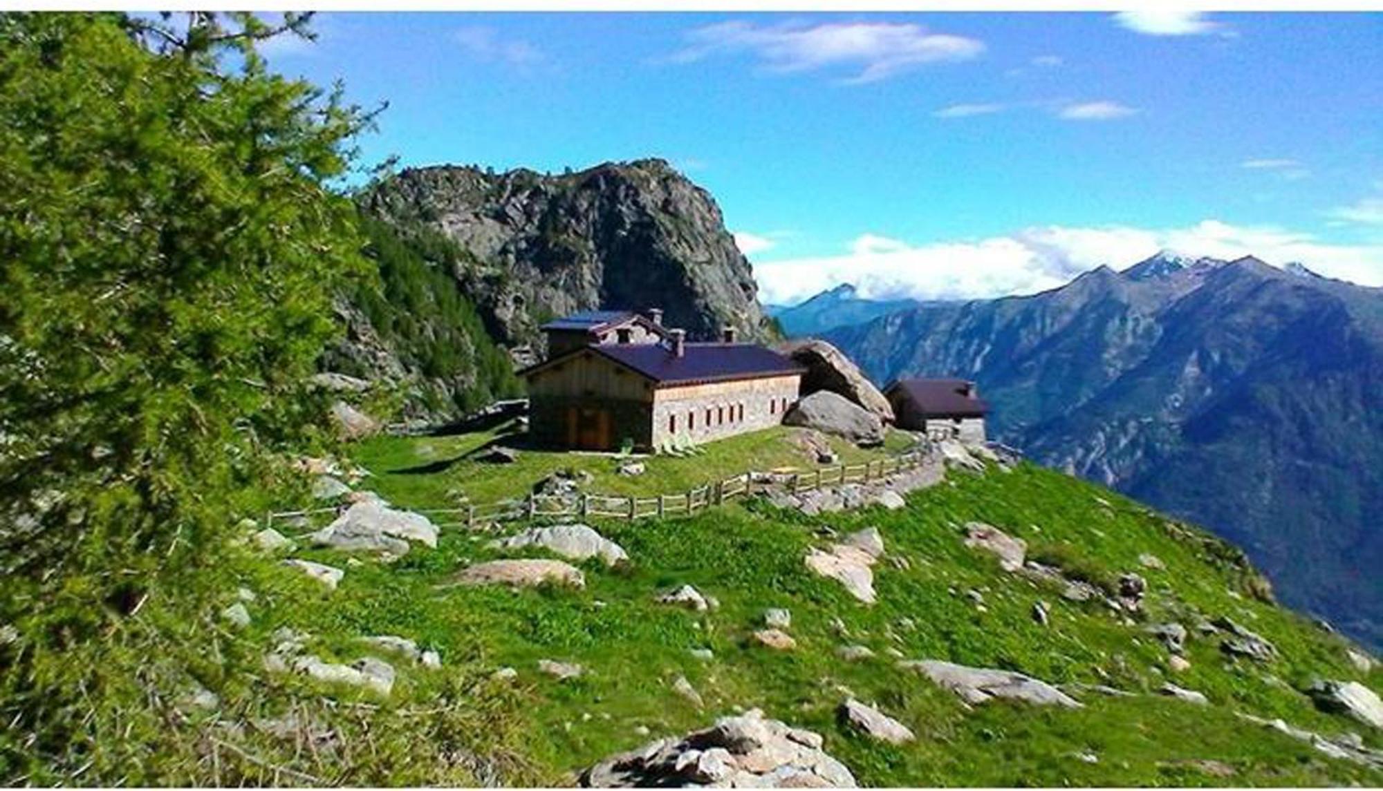 Rifugio Alpe Bonze Villa Donnaz ภายนอก รูปภาพ